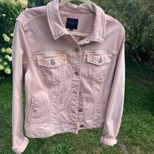 Liverpool Jean jacket size Large. Blush color